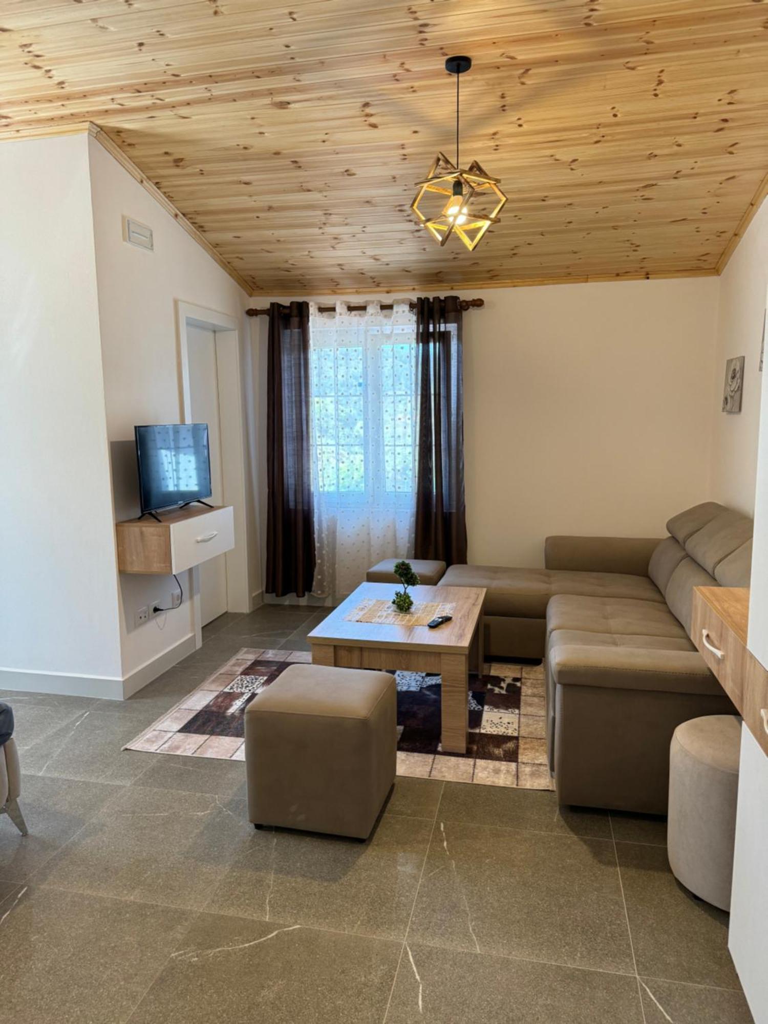 Qyteza Guest House & Camping Shkodër Exterior foto